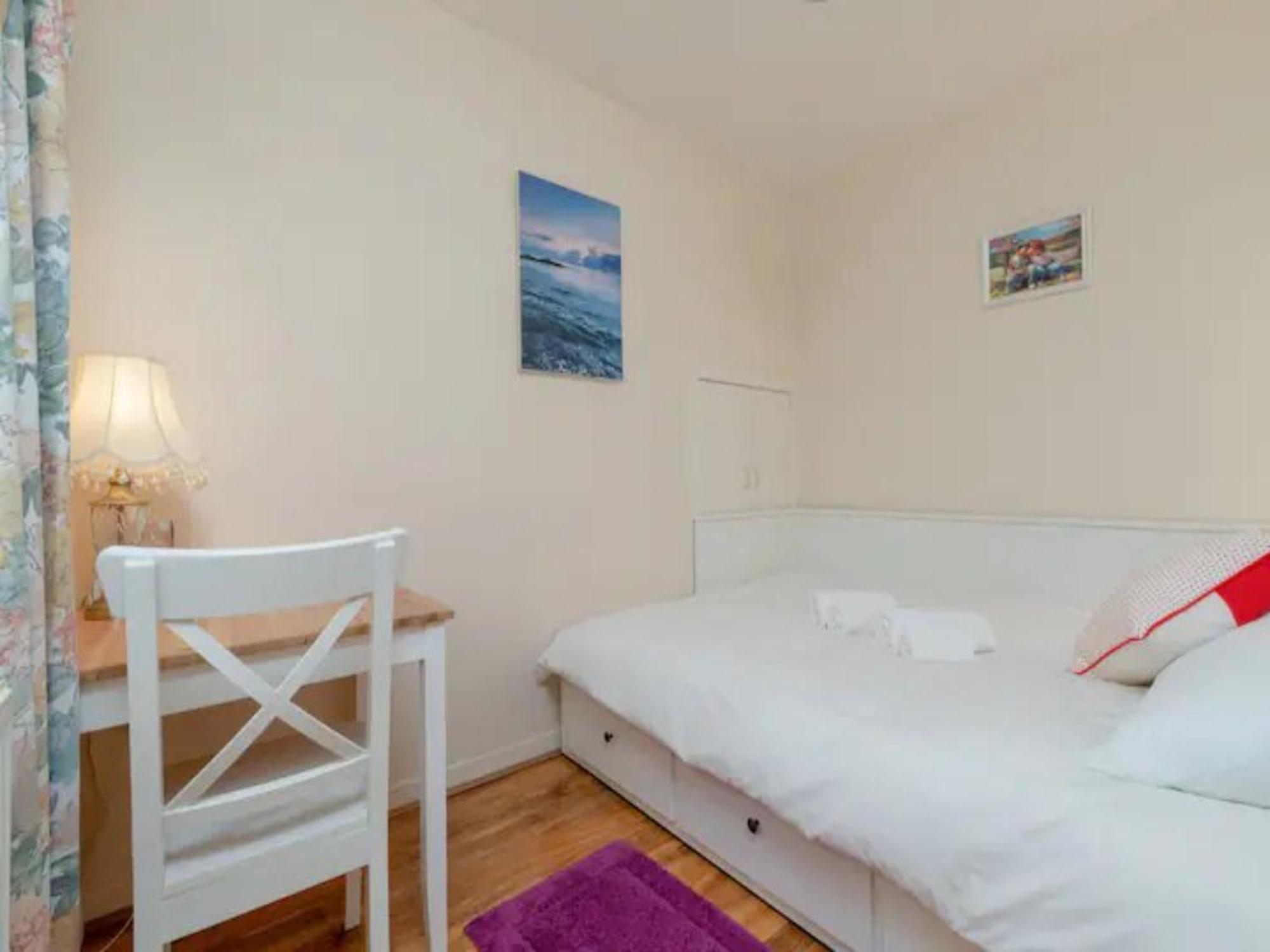 Pass The Keys Spacious Murrayfield Flat Villa Edimburgo Esterno foto