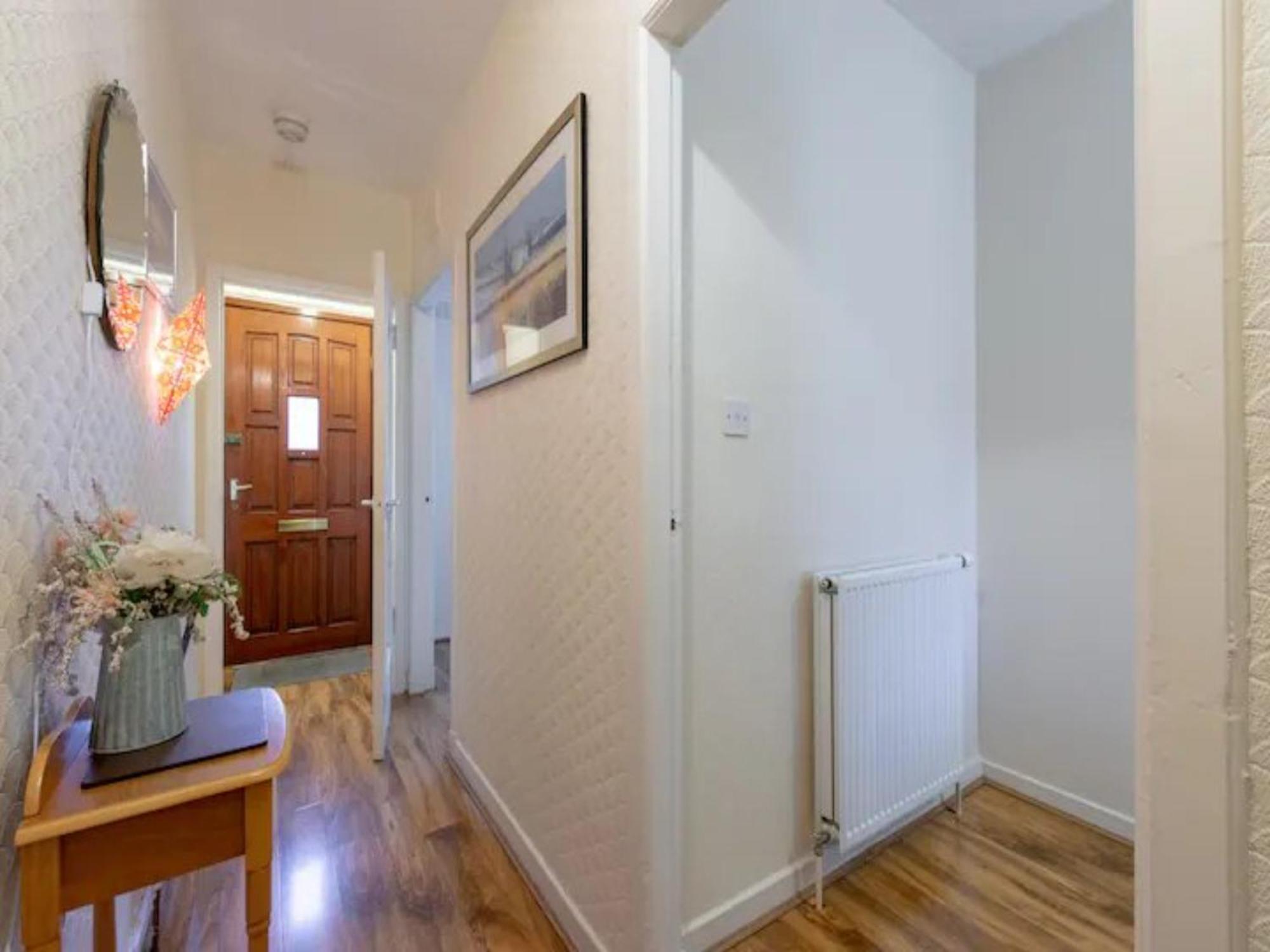 Pass The Keys Spacious Murrayfield Flat Villa Edimburgo Esterno foto